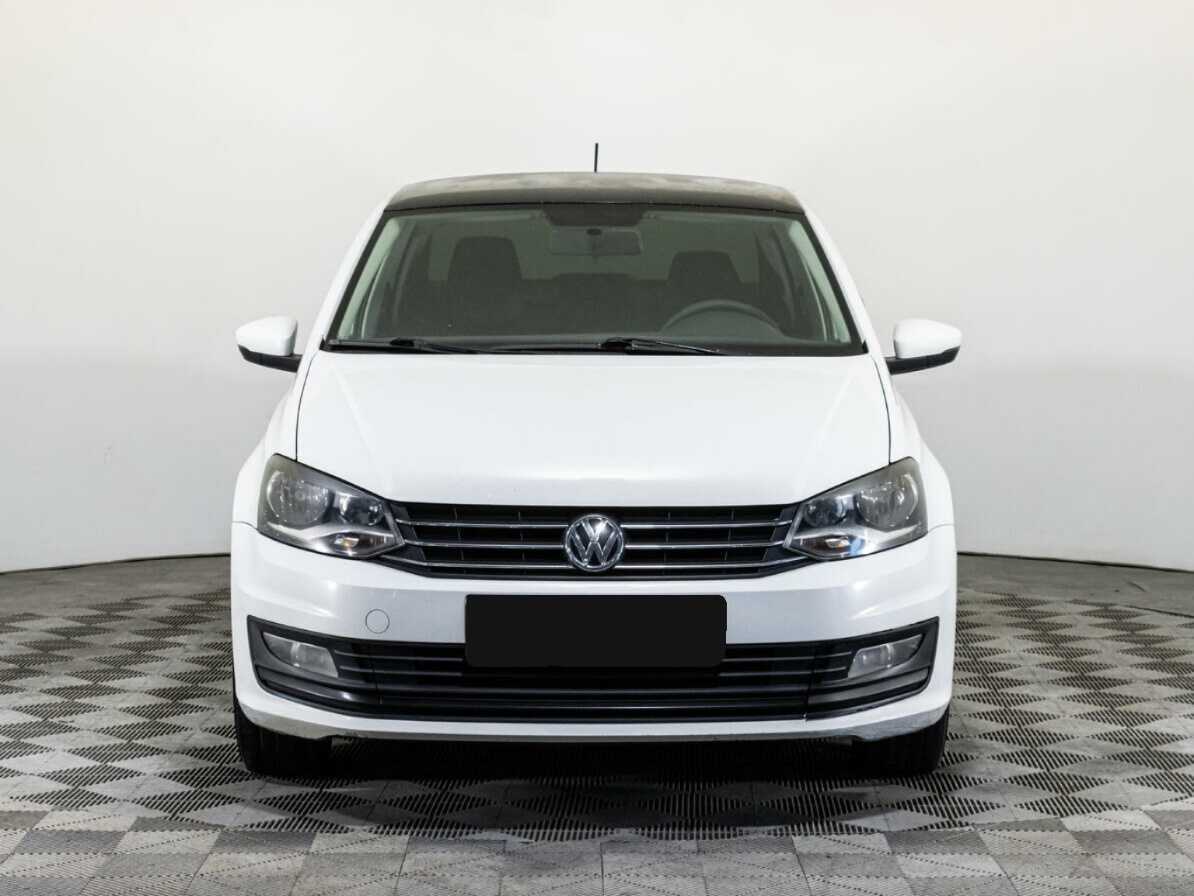 Купить Volkswagen Polo с пробегом. Фото: #1