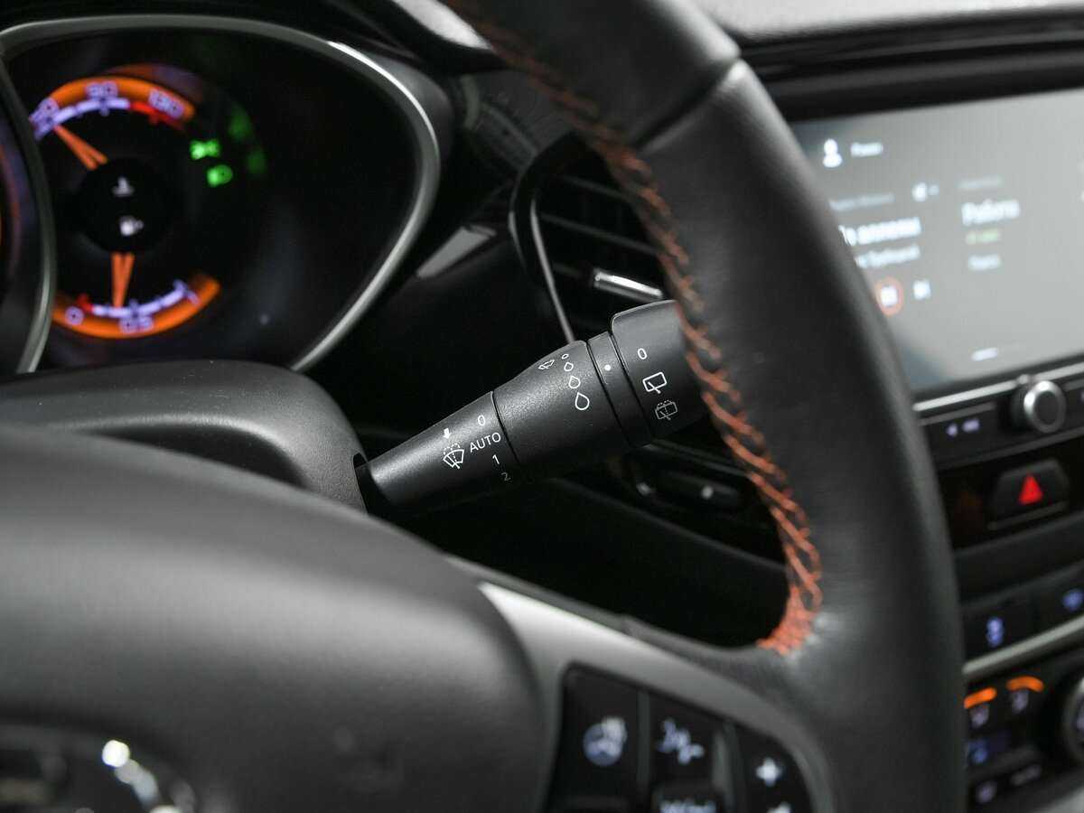 Купить Lada (ВАЗ) Vesta с пробегом. Фото: #8