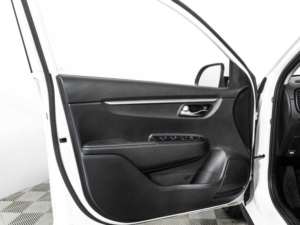 Купить Kia Rio с пробегом. Фото: #21