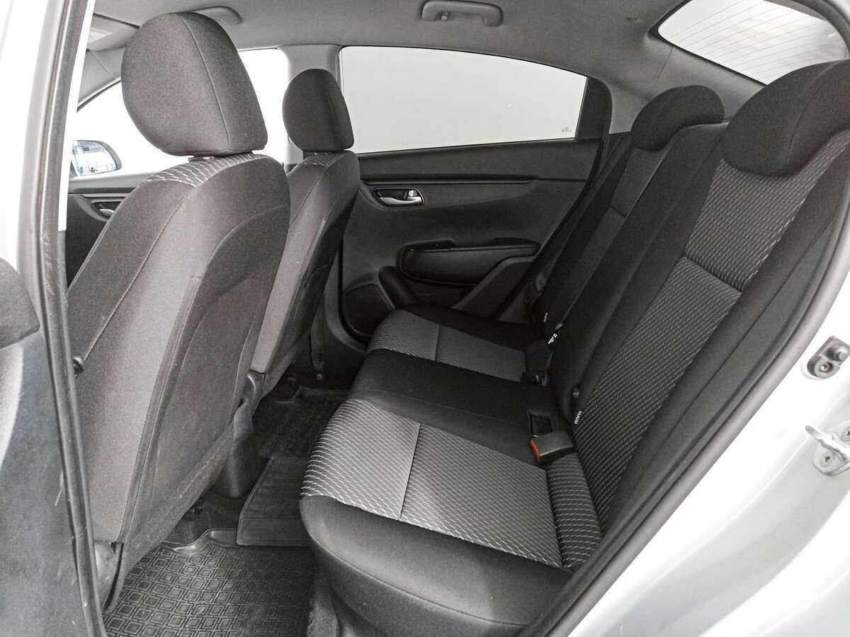 Купить Kia Rio с пробегом. Фото: #9