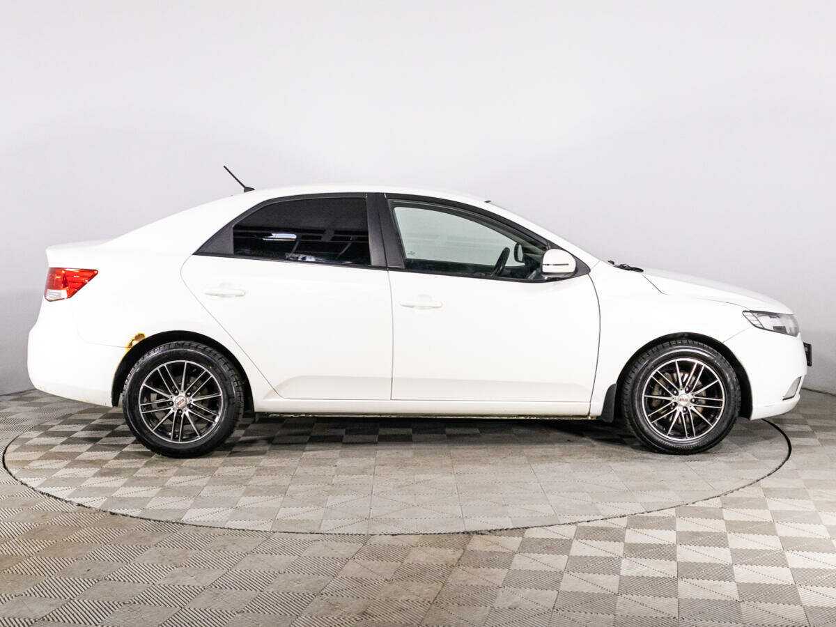 Купить Kia Cerato с пробегом. Фото: #3