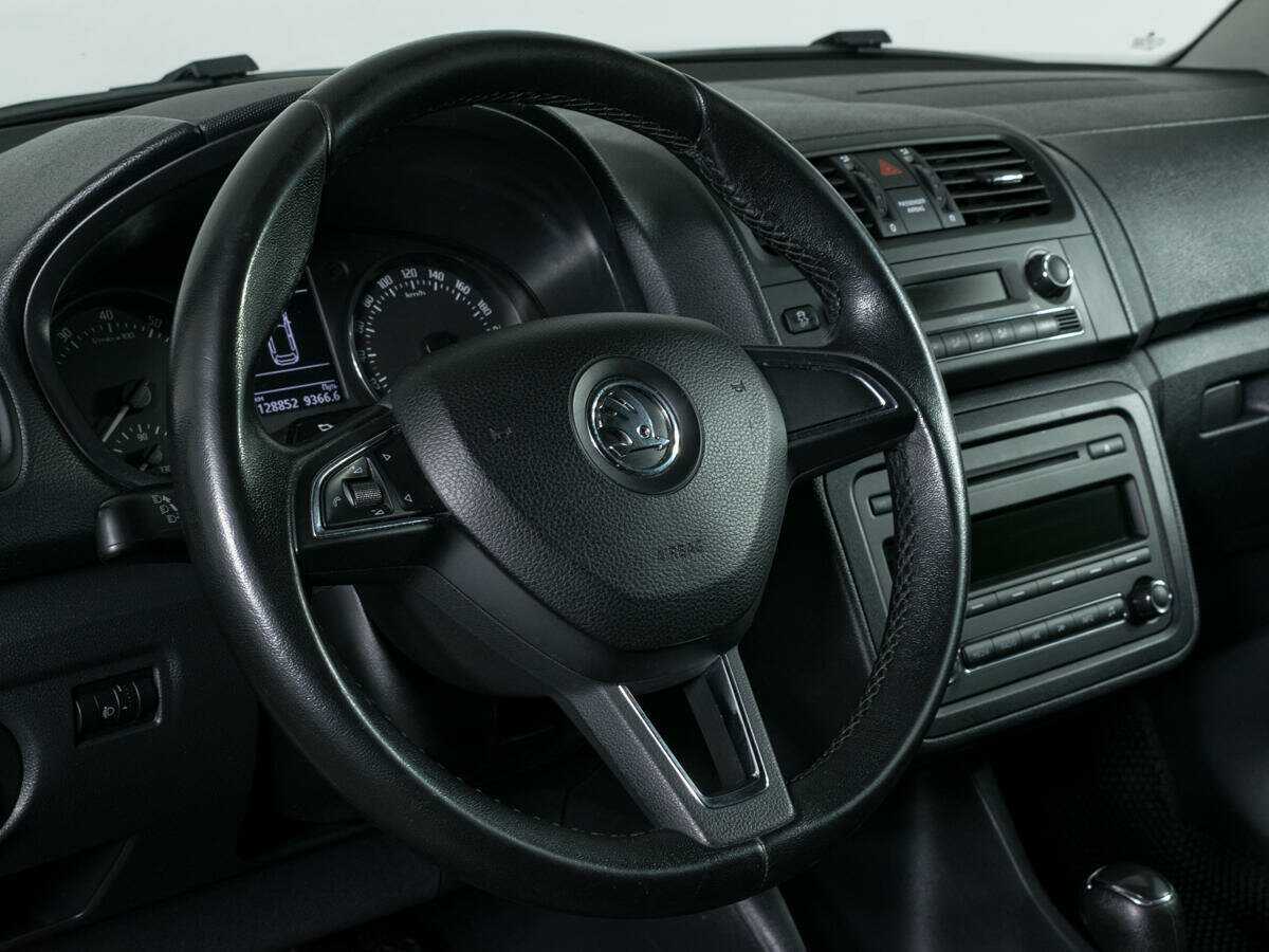 Купить Skoda Fabia с пробегом. Фото: #11