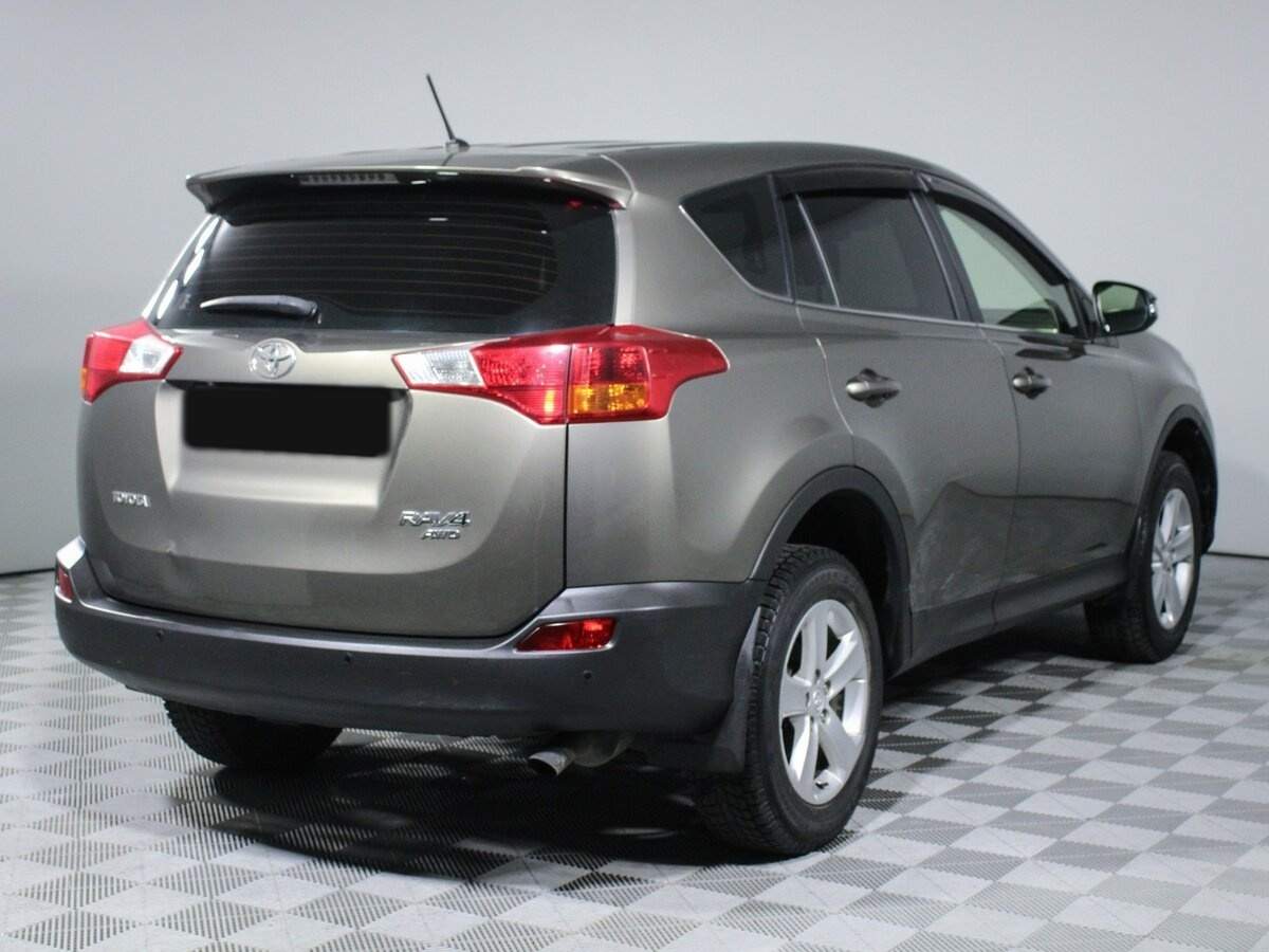 Купить Toyota RAV4 с пробегом. Фото: #4
