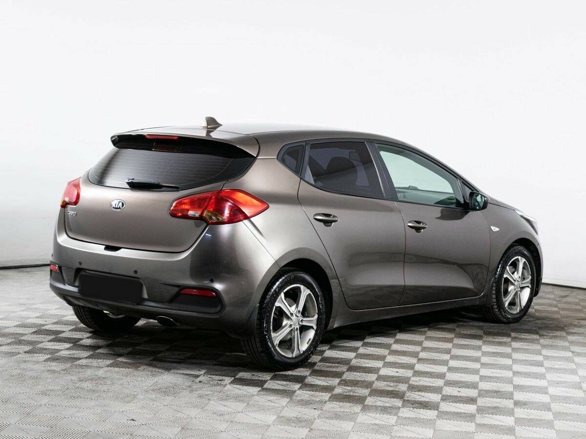 Купить Kia Ceed с пробегом. Фото: #4
