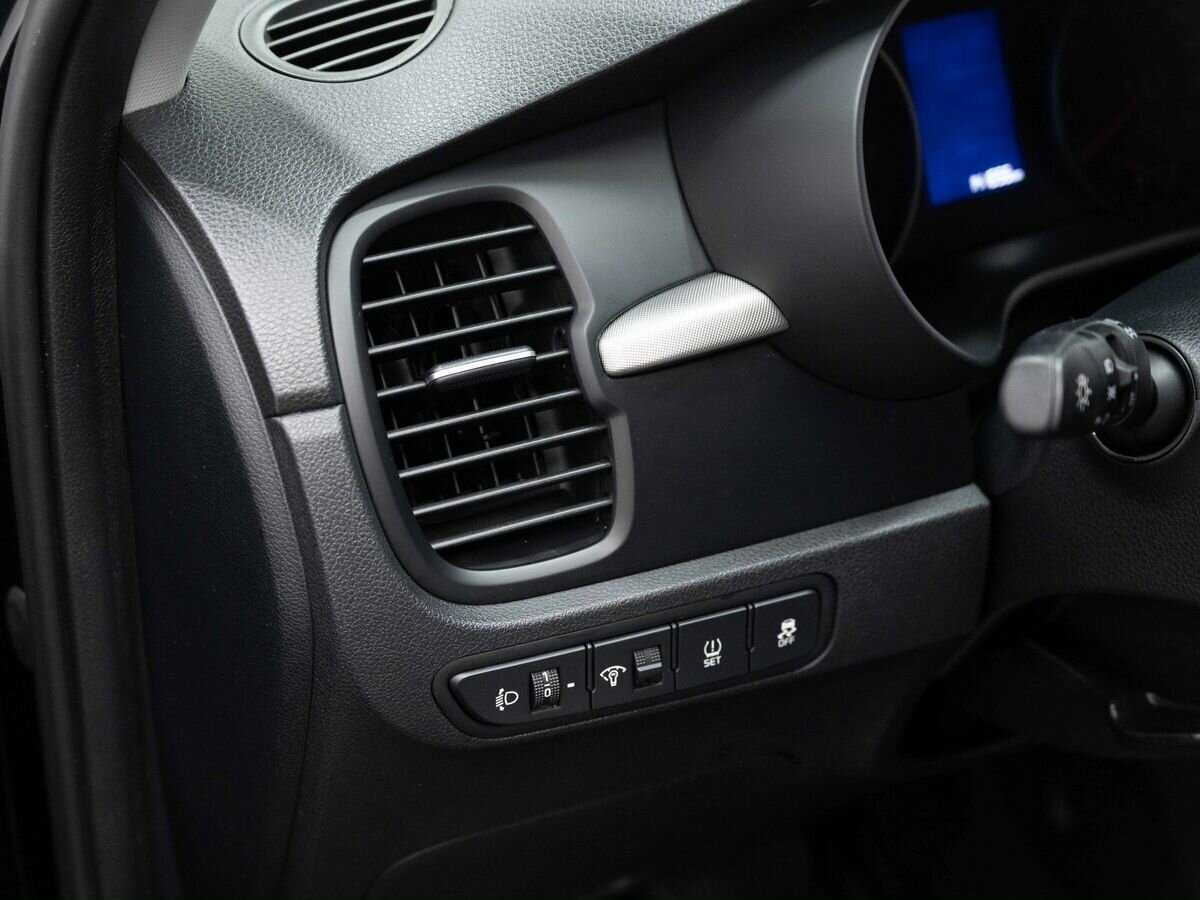 Купить Kia Rio с пробегом. Фото: #17