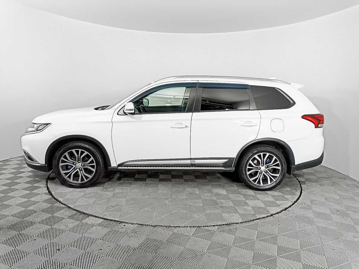 Купить Mitsubishi Outlander с пробегом. Фото: #7