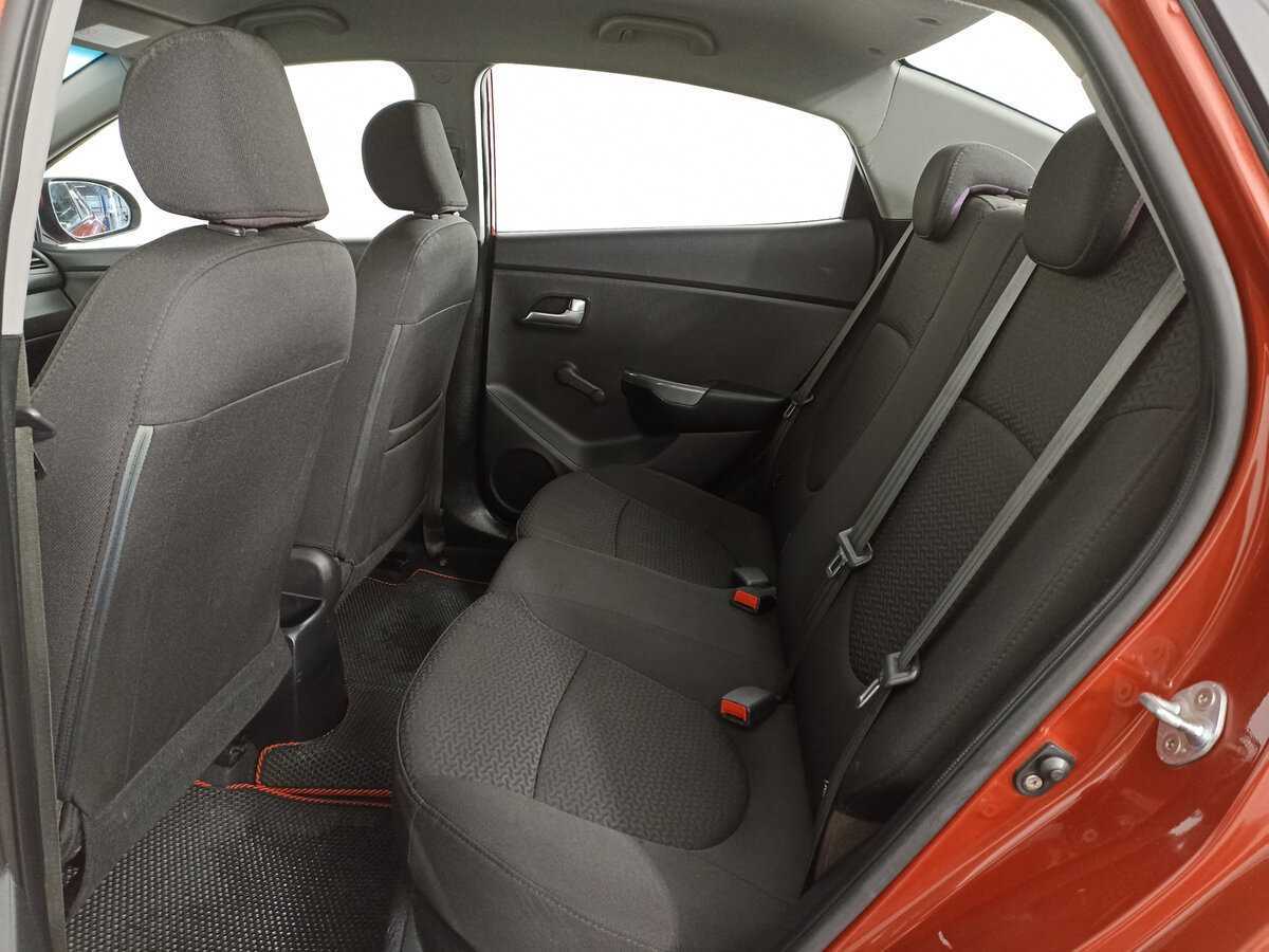 Купить Kia Rio с пробегом. Фото: #10