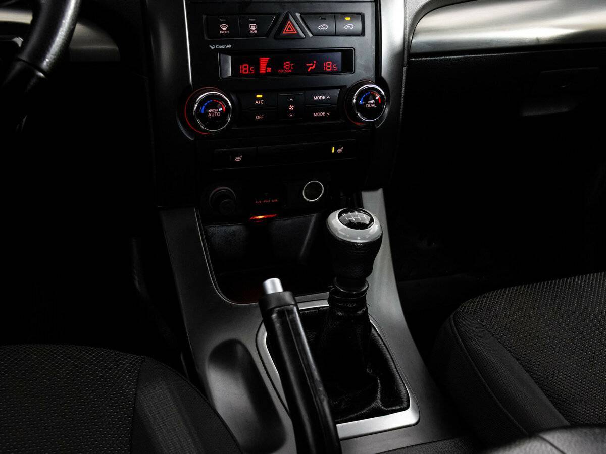Купить Kia Sorento с пробегом. Фото: #11