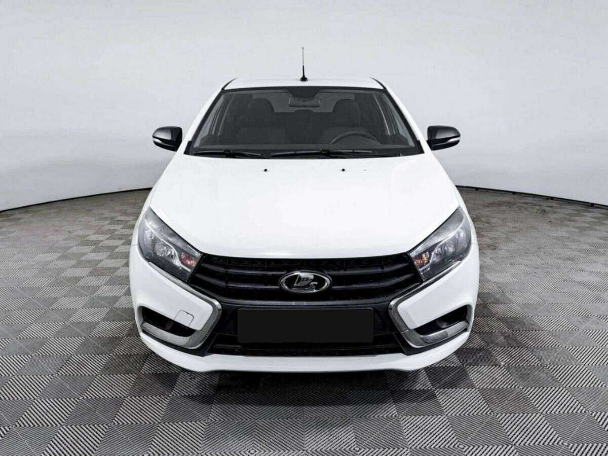 Купить Lada (ВАЗ) Vesta с пробегом. Фото: #1