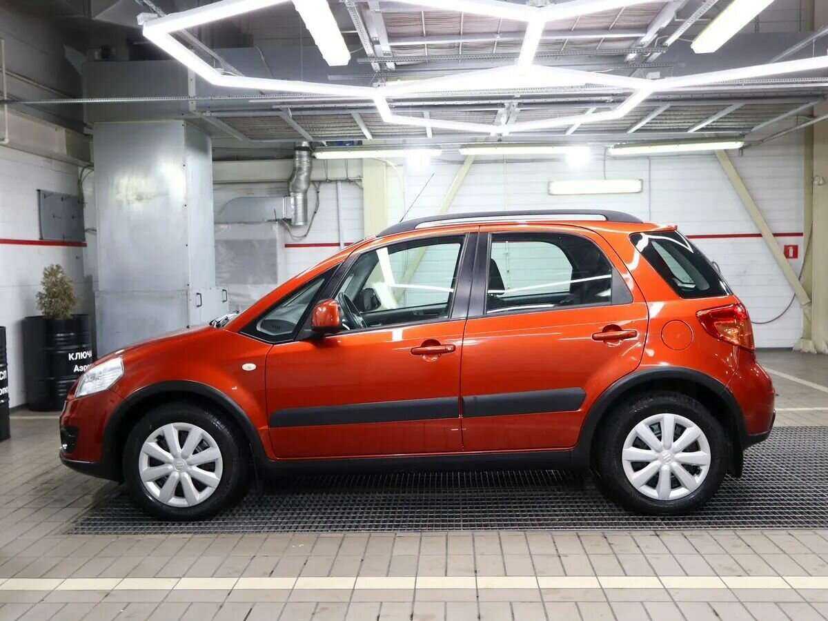 Купить Suzuki SX4 с пробегом. Фото: #4