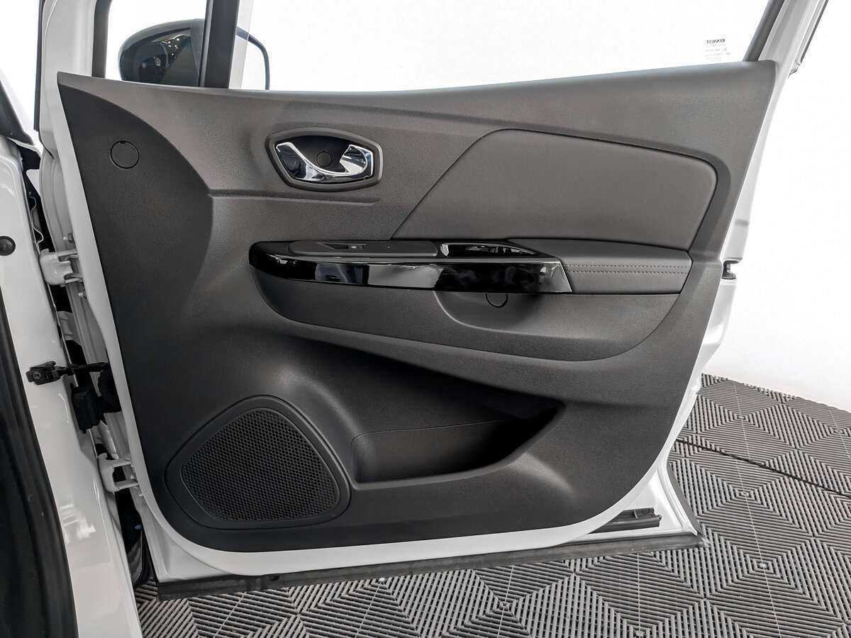 Купить Renault Kaptur с пробегом. Фото: #18