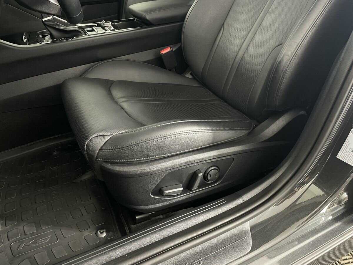 Купить Kia K5 с пробегом. Фото: #8