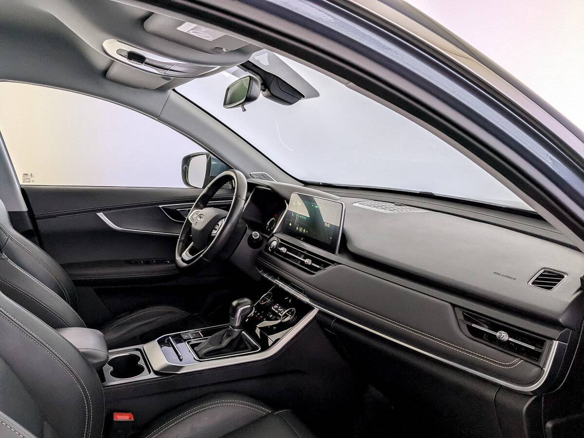 Купить Chery Tiggo 8 с пробегом. Фото: #10