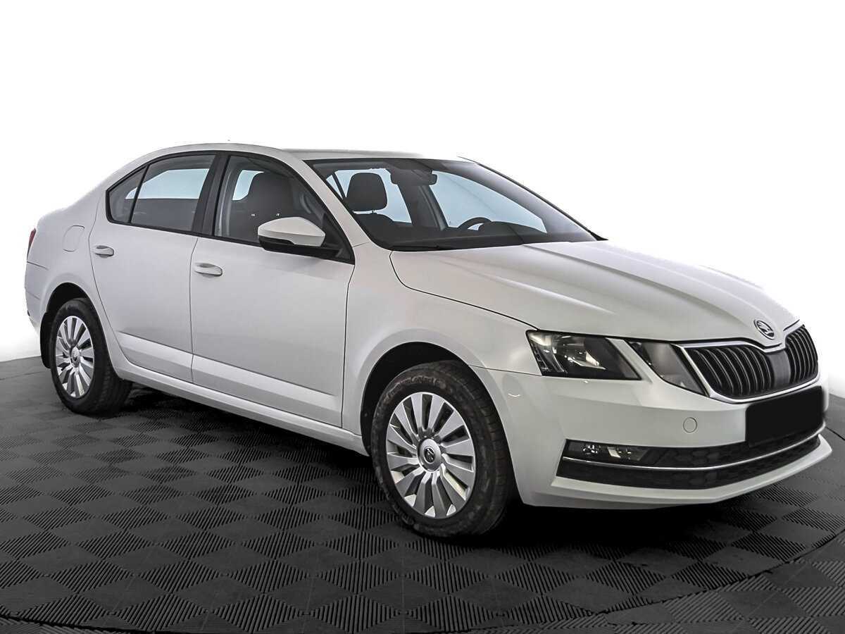 Купить Skoda Octavia с пробегом. Фото: #2