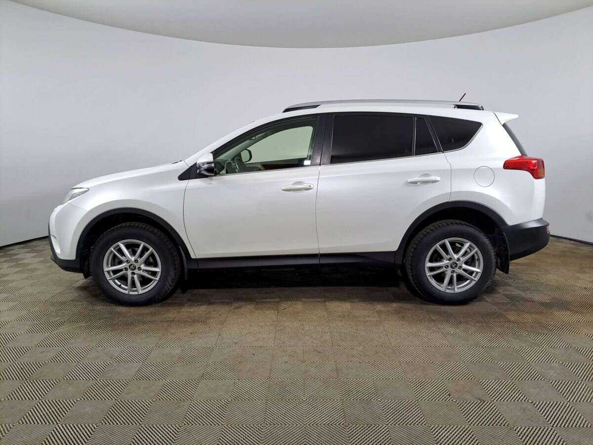 Купить Toyota RAV4 с пробегом. Фото: #7