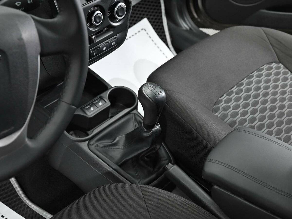 Купить Lada (ВАЗ) Granta с пробегом. Фото: #9