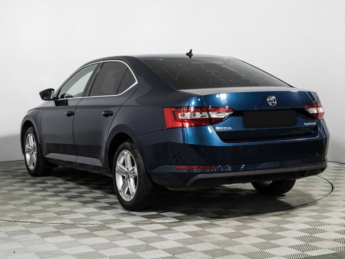 Купить Skoda Superb с пробегом. Фото: #6