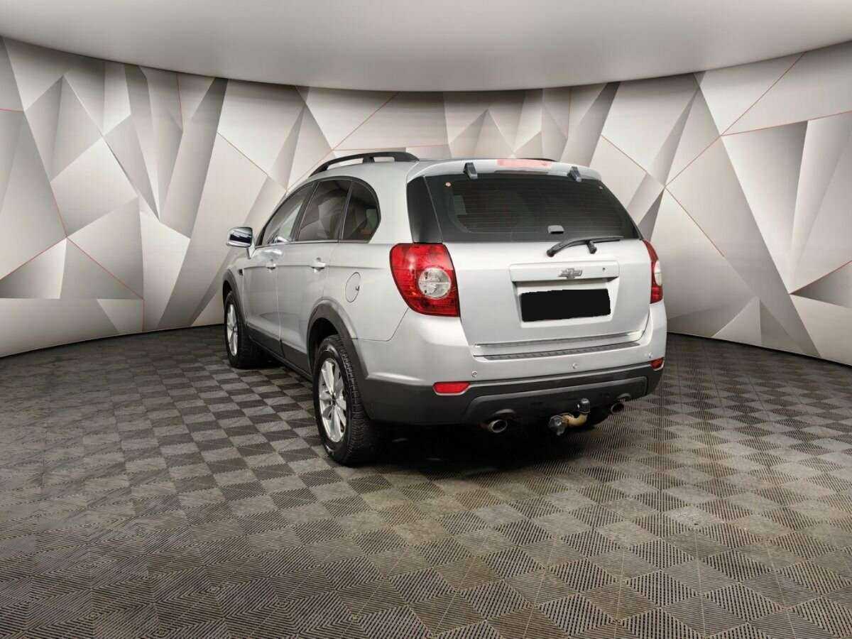 Купить Chevrolet Captiva с пробегом. Фото: #3