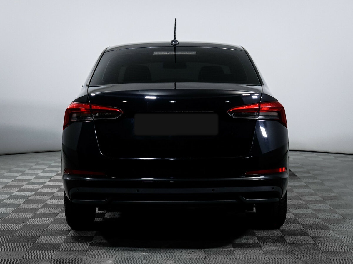 Купить Skoda Rapid с пробегом. Фото: #4