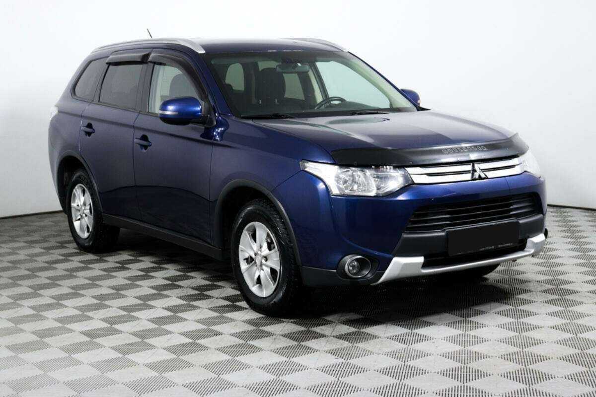 Купить Mitsubishi Outlander с пробегом. Фото: #2