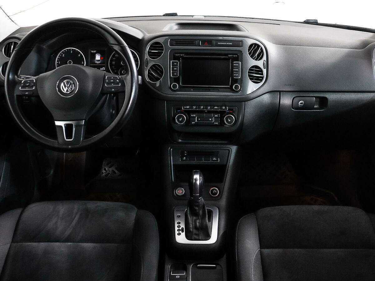 Купить Volkswagen Tiguan с пробегом. Фото: #12