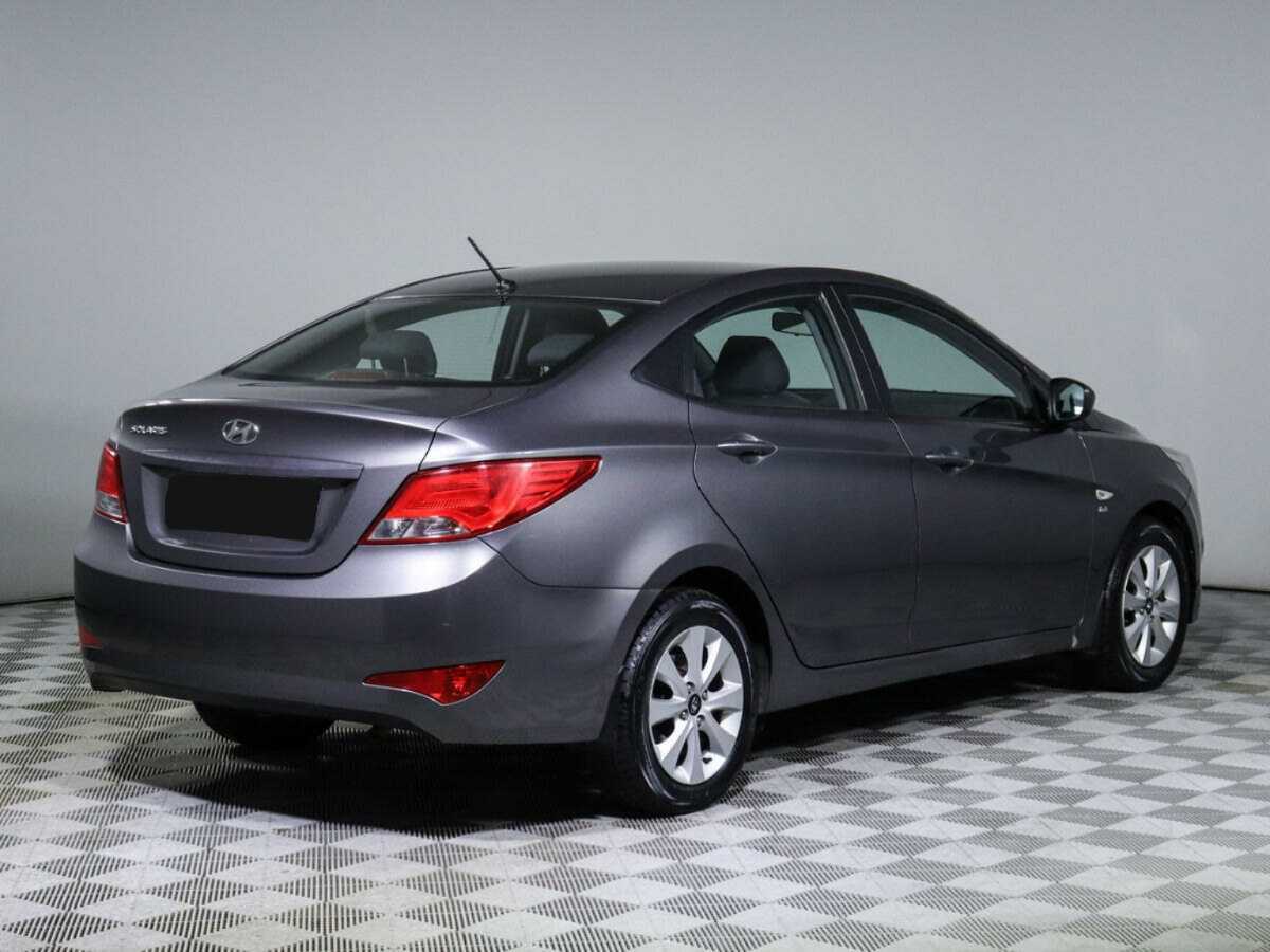 Купить Hyundai Solaris с пробегом. Фото: #4