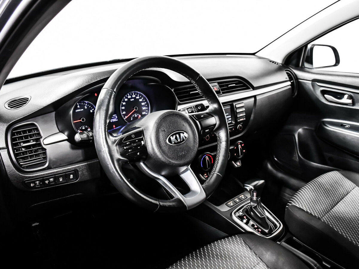 Купить Kia Rio с пробегом. Фото: #9
