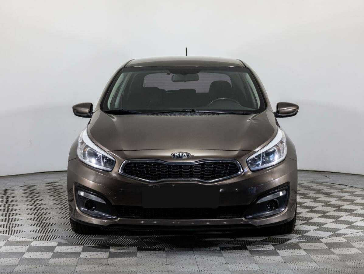 Купить Kia Ceed с пробегом. Фото: #1