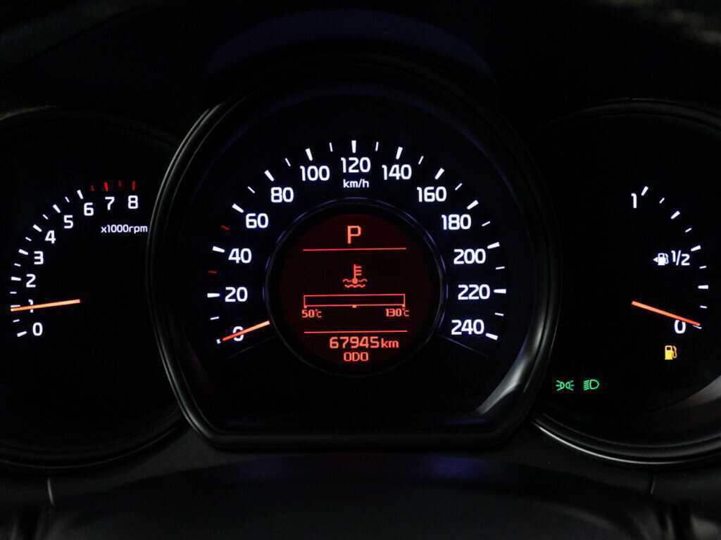 Купить Kia Ceed с пробегом. Фото: #11