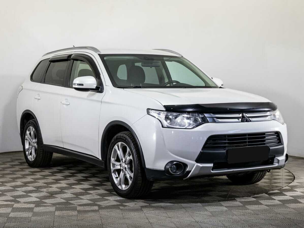 Купить Mitsubishi Outlander с пробегом. Фото: #2