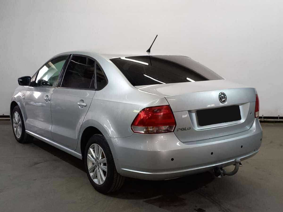 Купить Volkswagen Polo с пробегом. Фото: #6