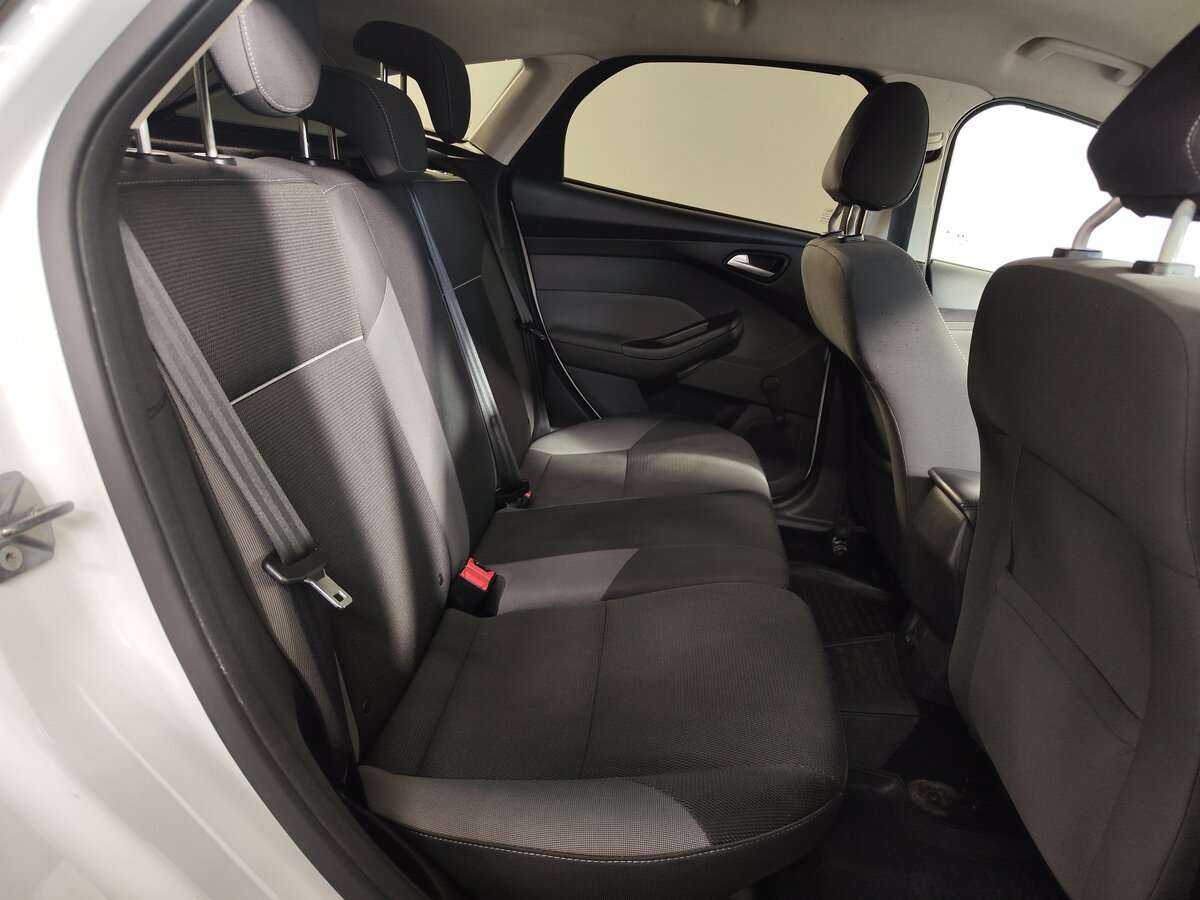 Купить Ford Focus с пробегом. Фото: #11