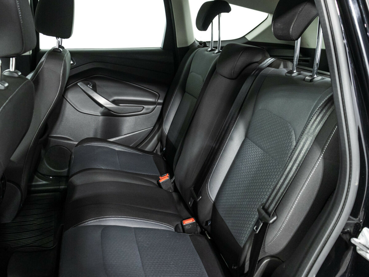 Купить Ford Kuga с пробегом. Фото: #9