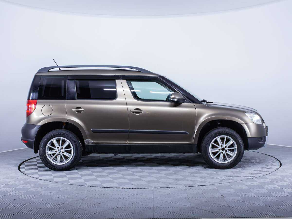 Купить Skoda Yeti с пробегом. Фото: #3