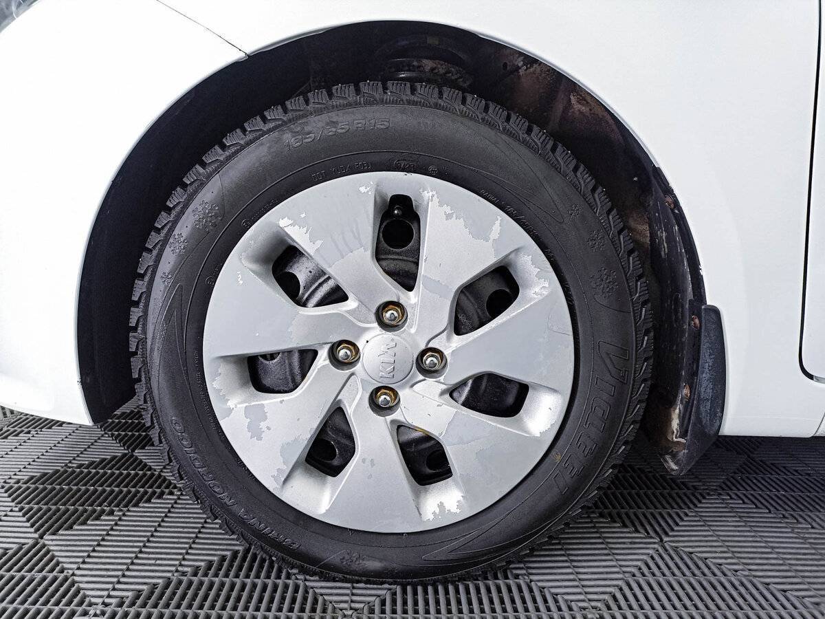 Купить Kia Rio с пробегом. Фото: #17