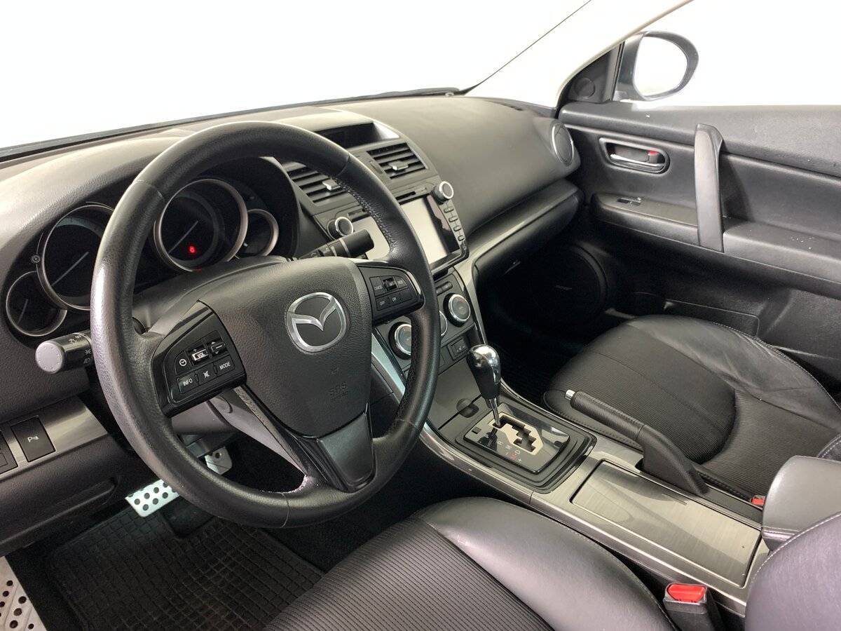 Купить Mazda 6 с пробегом. Фото: #10