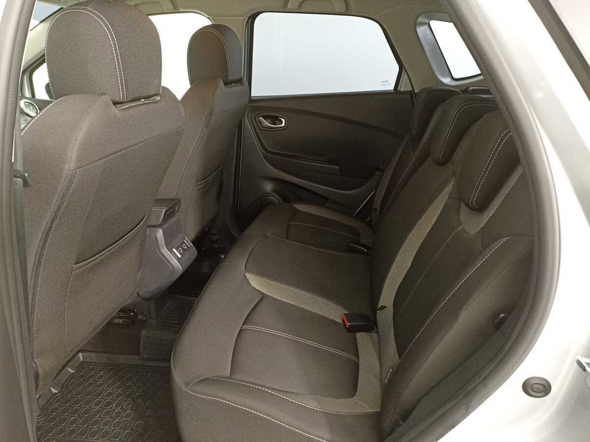 Купить Renault Kaptur с пробегом. Фото: #11