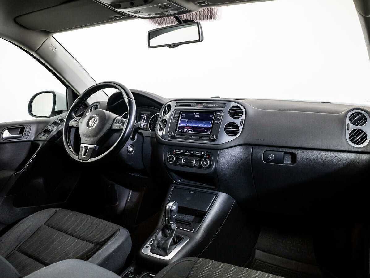 Купить Volkswagen Tiguan с пробегом. Фото: #6