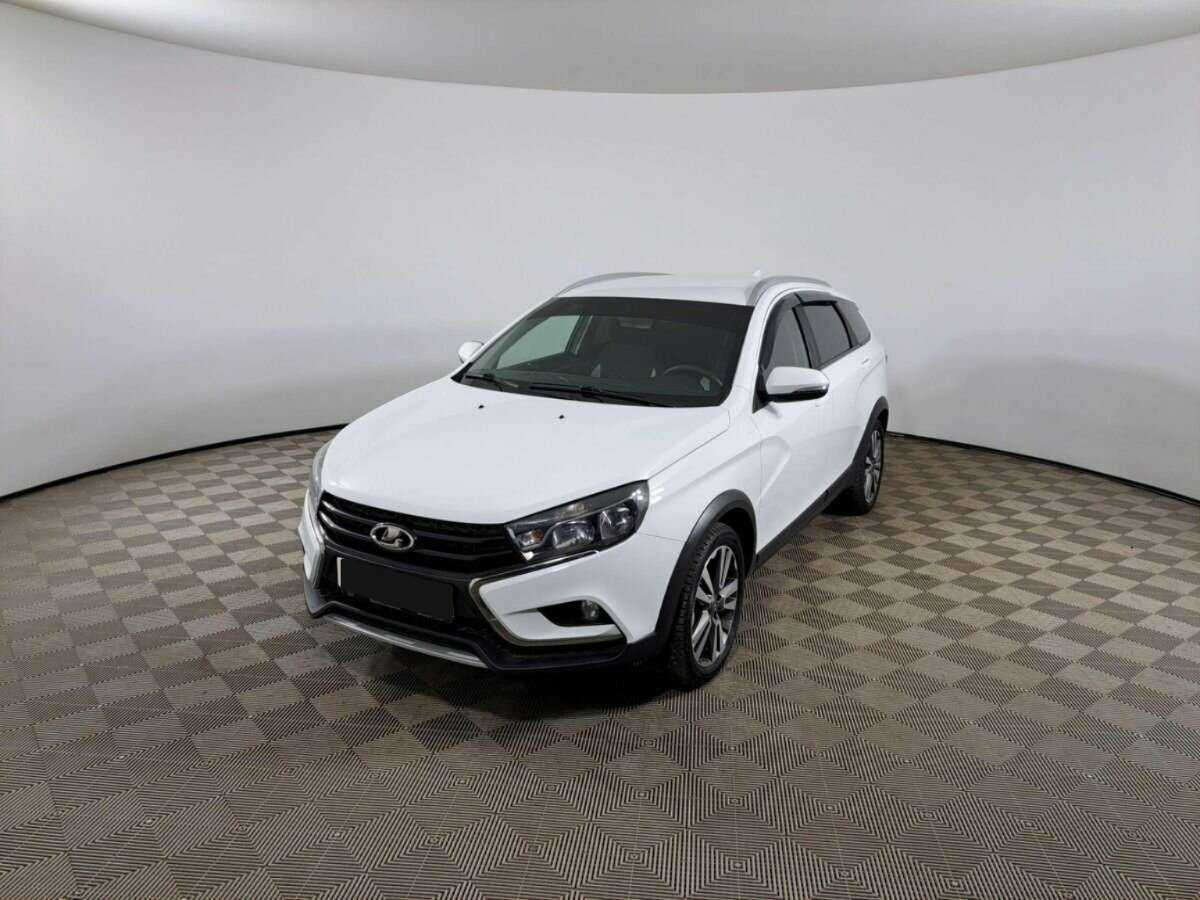 Купить Lada (ВАЗ) Vesta с пробегом. Посмотреть фото