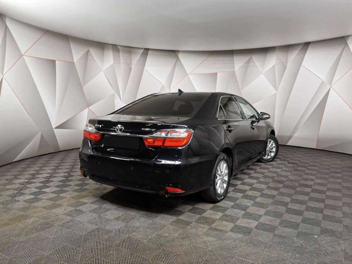 Купить Toyota Camry с пробегом. Фото: #1