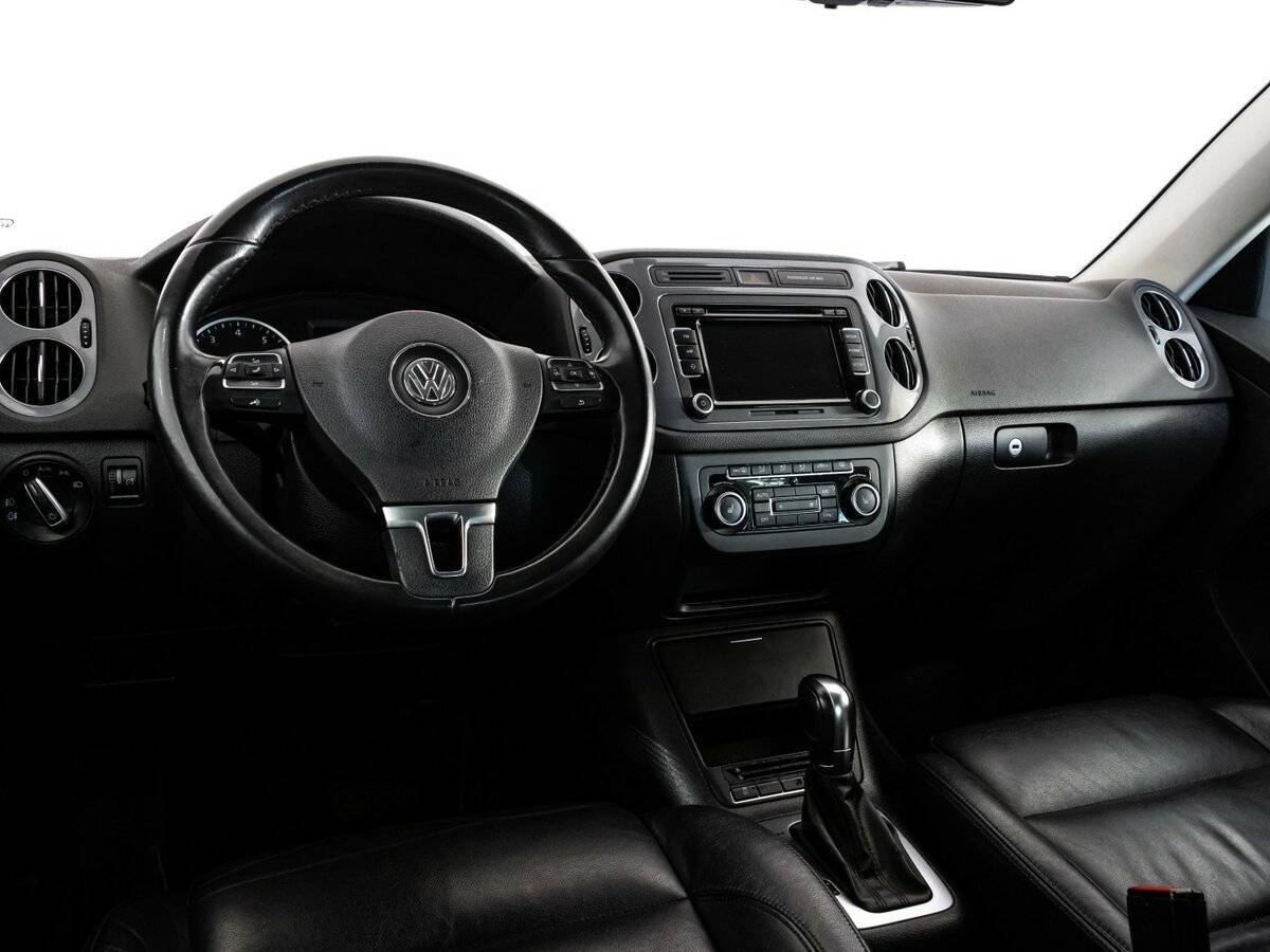 Купить Volkswagen Tiguan с пробегом. Фото: #10