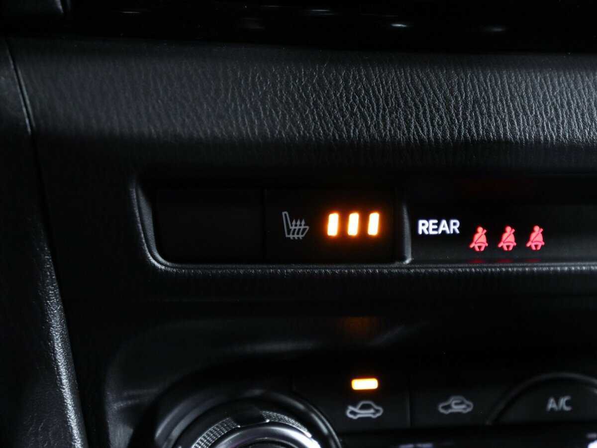 Купить Mazda 3 с пробегом. Фото: #17