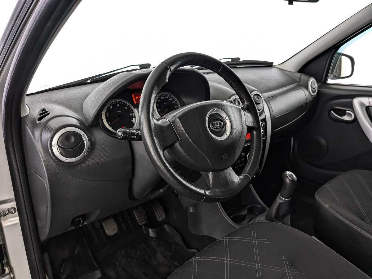 Купить Lada (ВАЗ) Largus с пробегом. Фото: #10