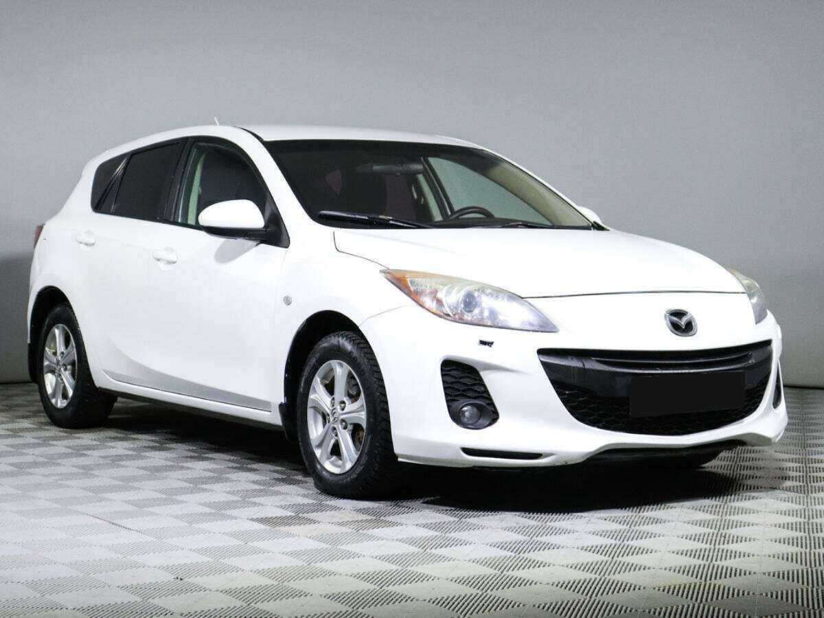 Купить Mazda 3 с пробегом. Фото: #2
