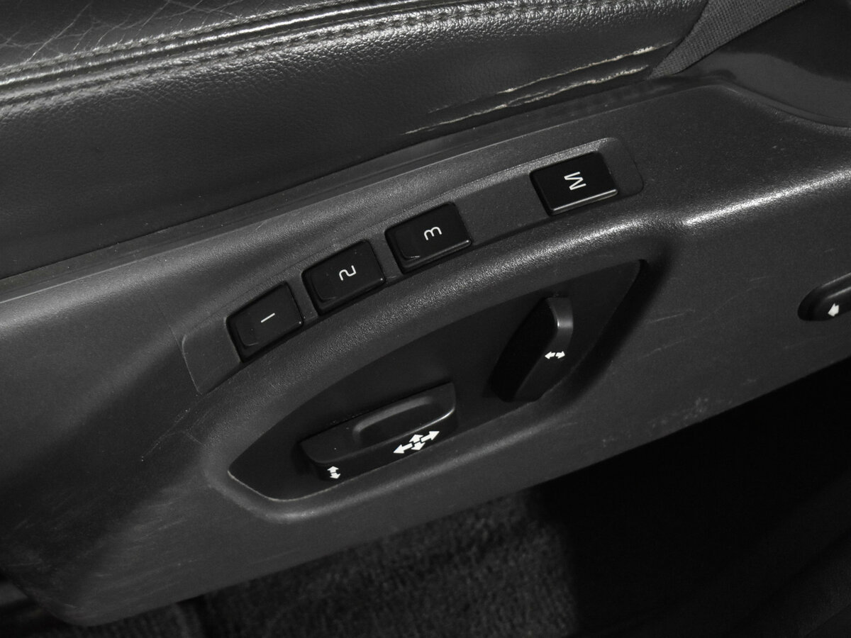 Купить Volvo XC60 с пробегом. Фото: #7