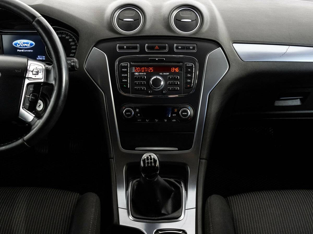 Купить Ford Mondeo с пробегом. Фото: #12