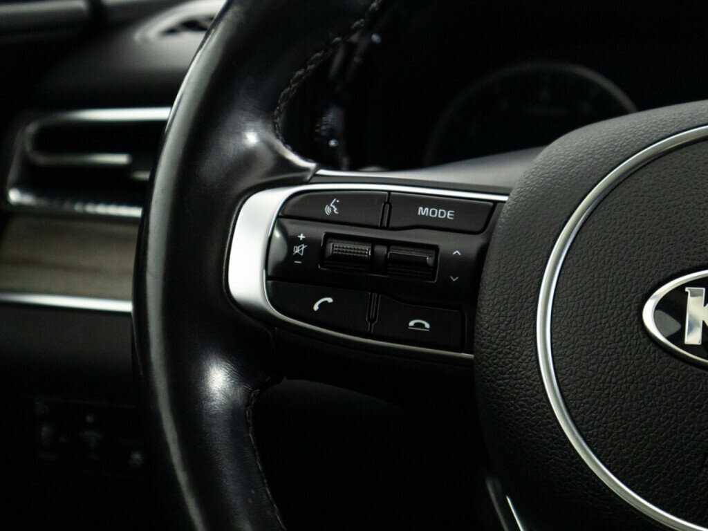 Купить Kia K5 с пробегом. Фото: #23