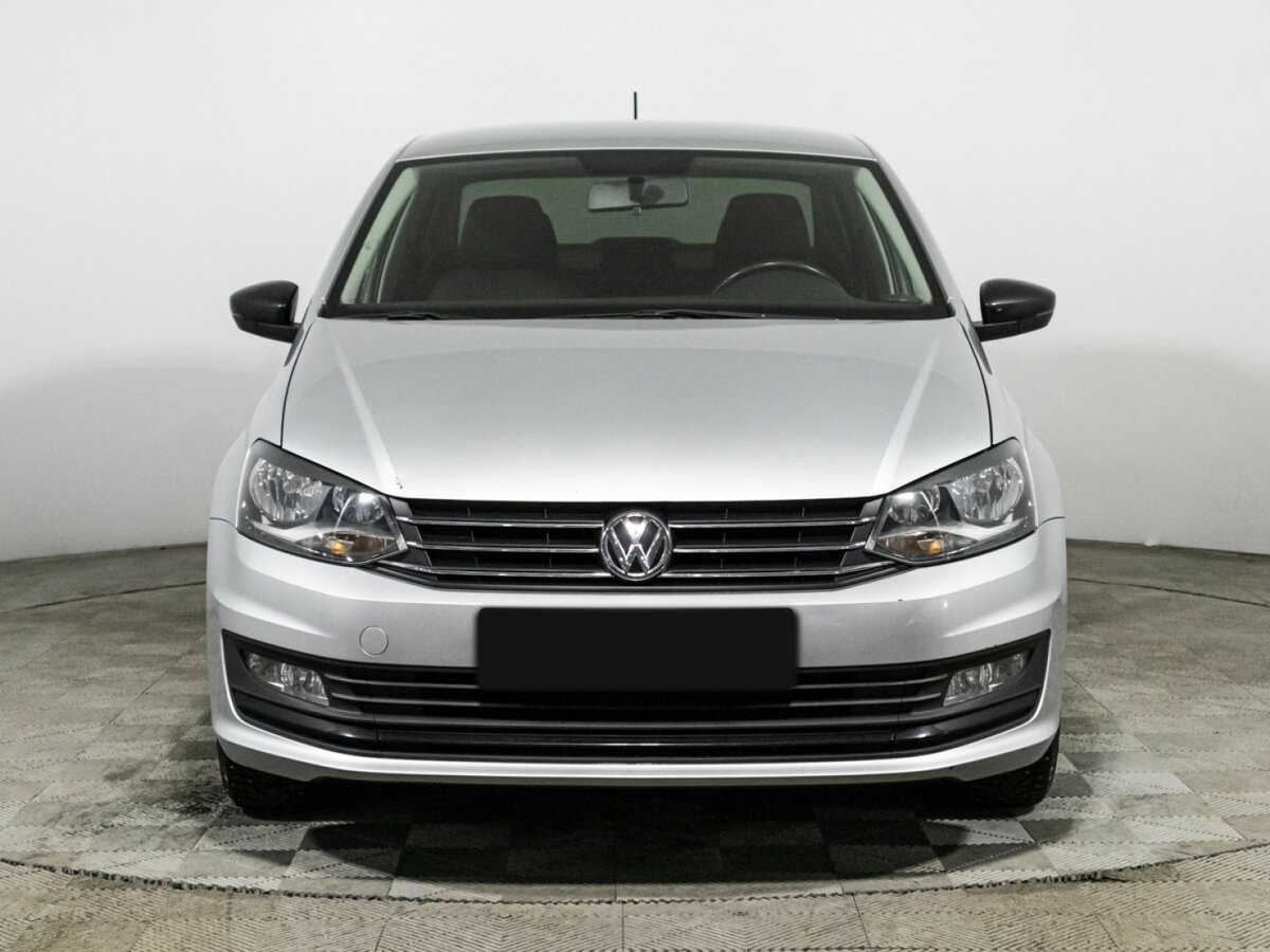 Купить Volkswagen Polo с пробегом. Фото: #1