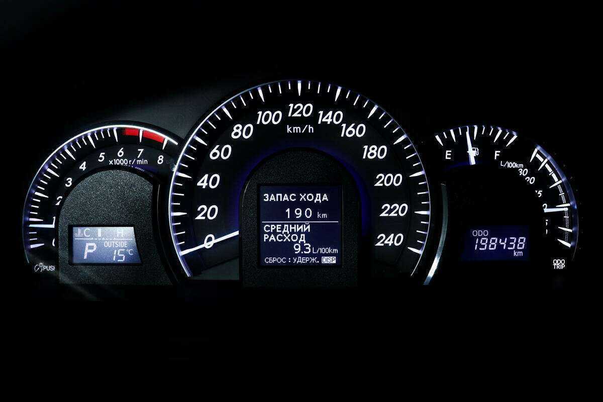 Купить Toyota Camry с пробегом. Фото: #9