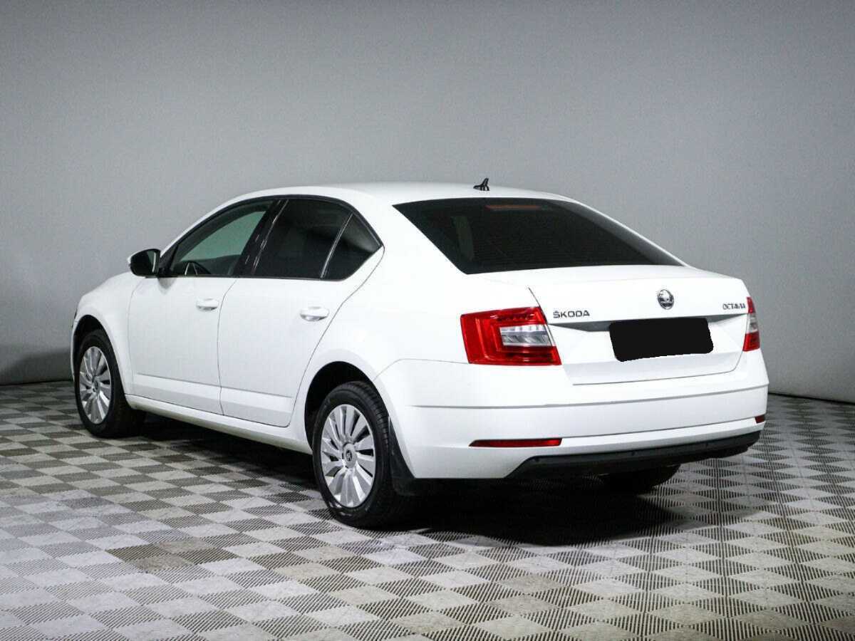 Купить Skoda Octavia с пробегом. Фото: #6